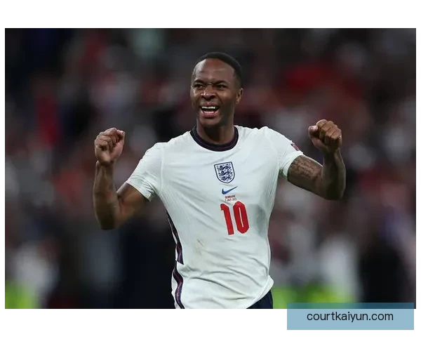 斯特林射门方式逐渐多样化，近期表现稳健引发关注